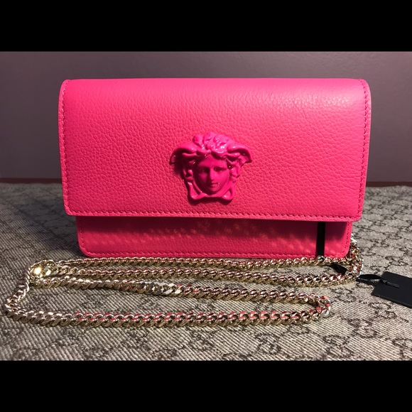 SOLD!!! New $950 Versace Pink Palazzo Evening Bag - Picture 3 of 5